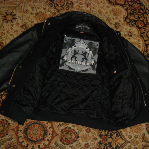 USED— Rare Vintage Avirex 90s NY Hooded American Varsity Jacket MCMLXXV club USA - Picture 16 of 16